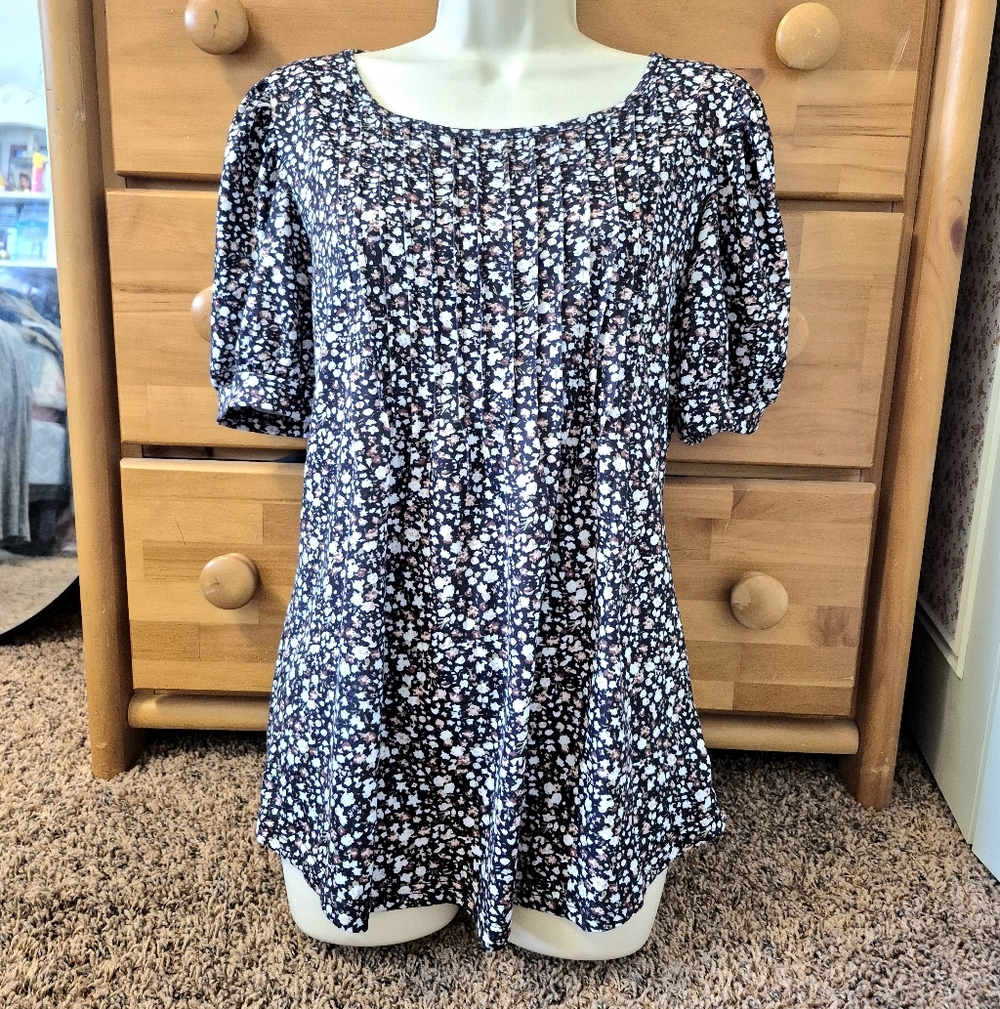 Lomon Scoop Neck Puff Sleeve Floral Tunic Size M
